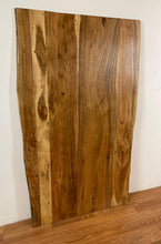 Am7-6336 Live edge acacia wood dining table (with metal legs included)