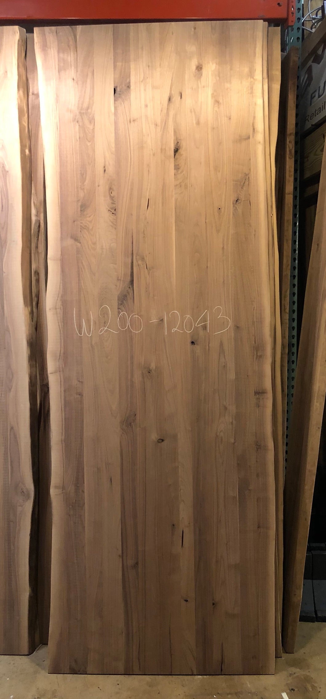 W200-12043 Live edge walnut wood 120x43