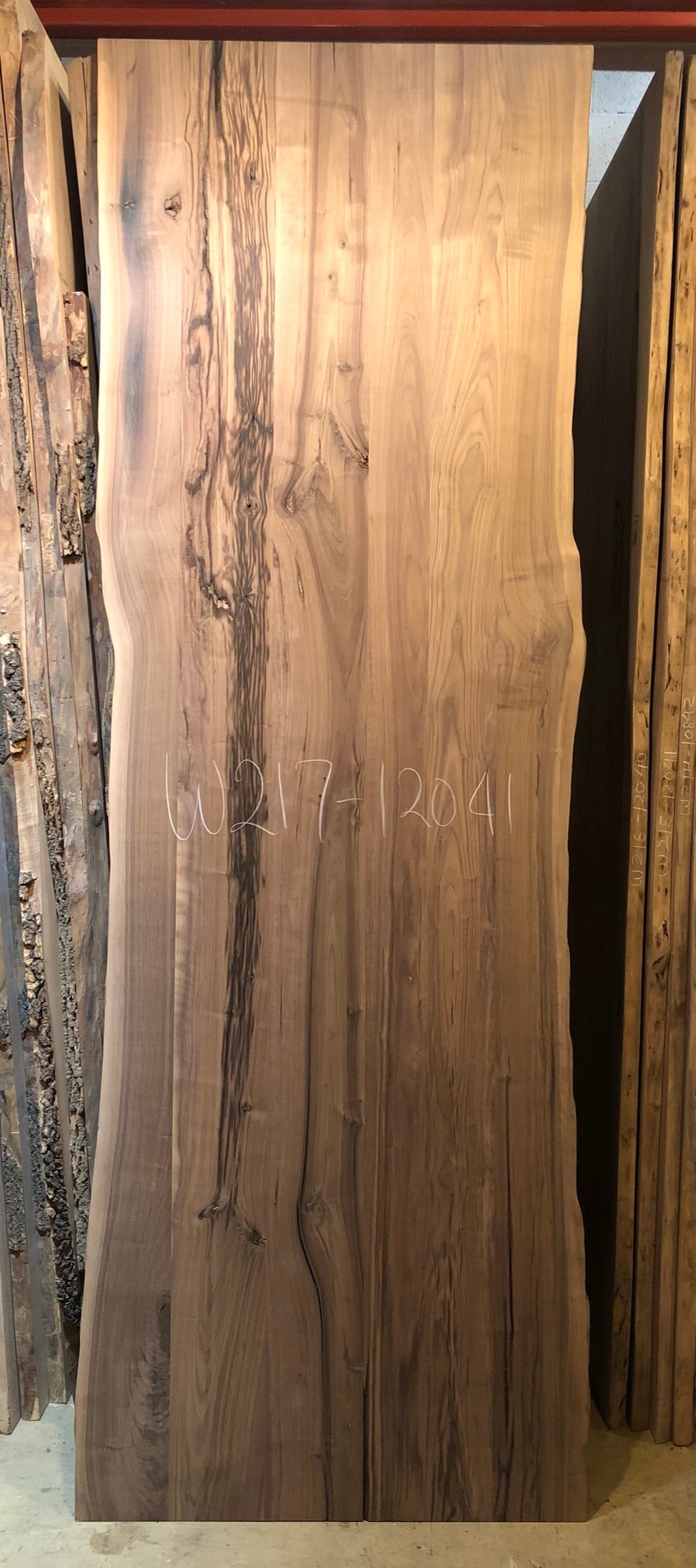 W217-12041 Live edge walnut wood 120x41