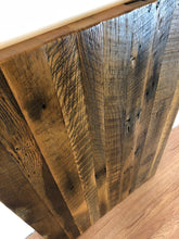 Reclaimed barn oak wood