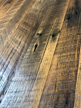 Reclaimed barn oak wood