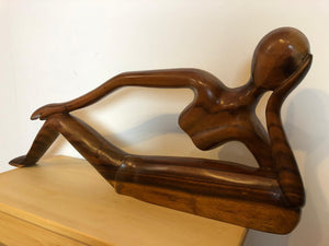 Relaxed abstract wood sculpture