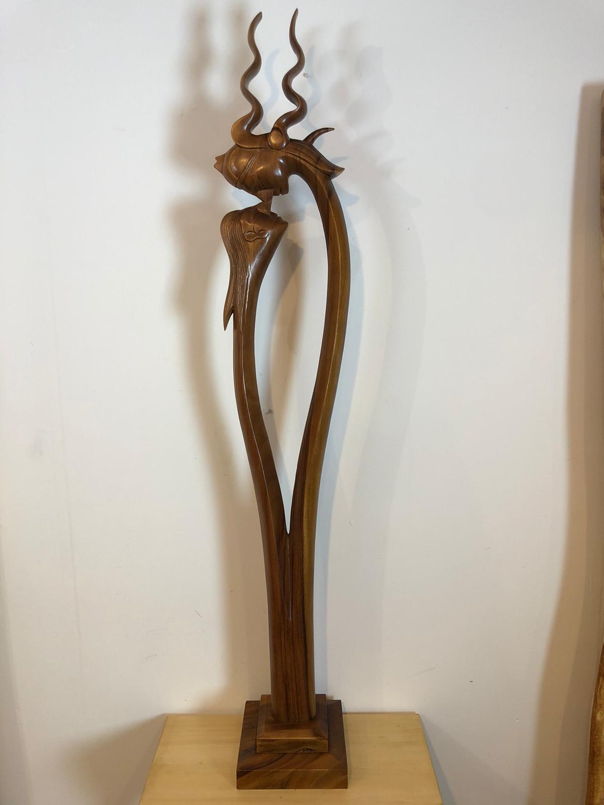 King and queen abstract wood floor sculpture