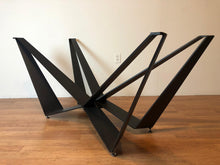 Modern Quatro pedestal base for dining table