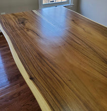 Acacia dining table with V legs