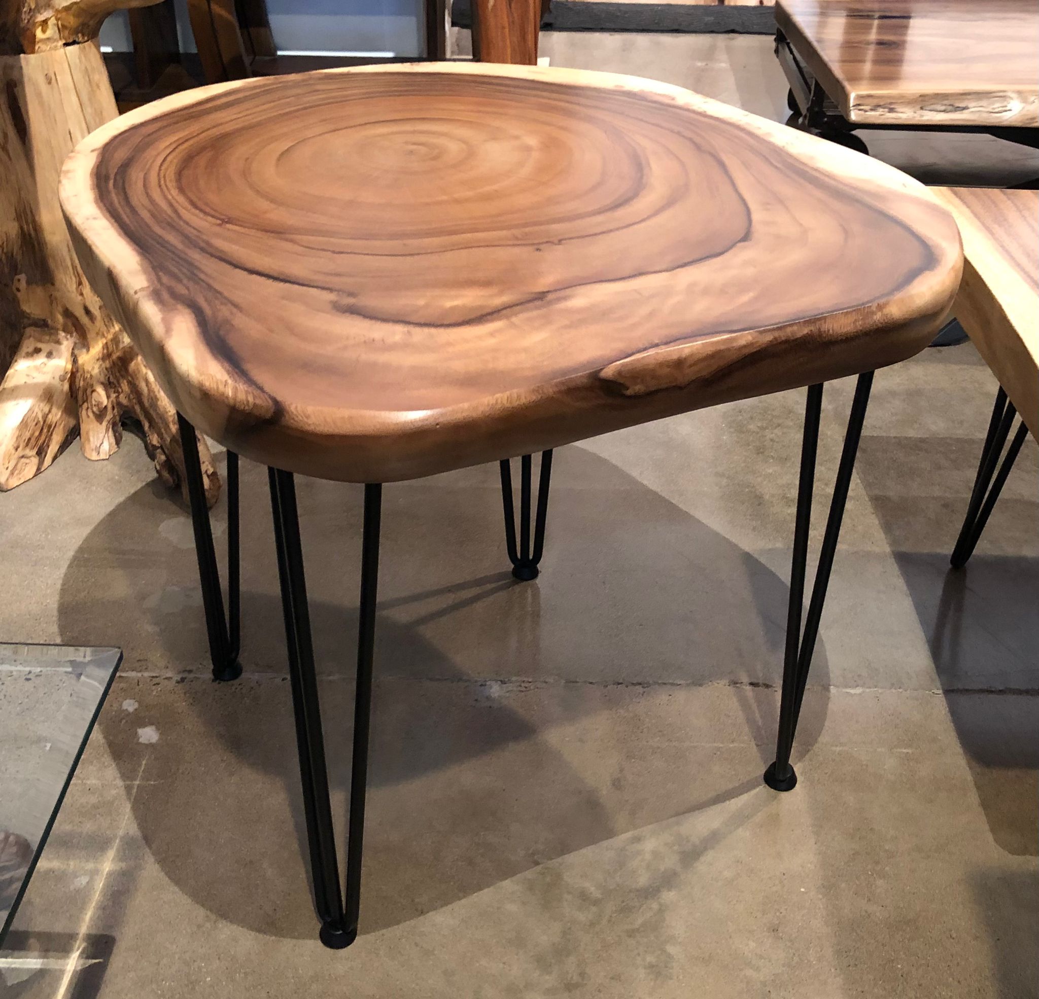 FA-R-2628 Live edge acacia wood crosscut slab coffee table