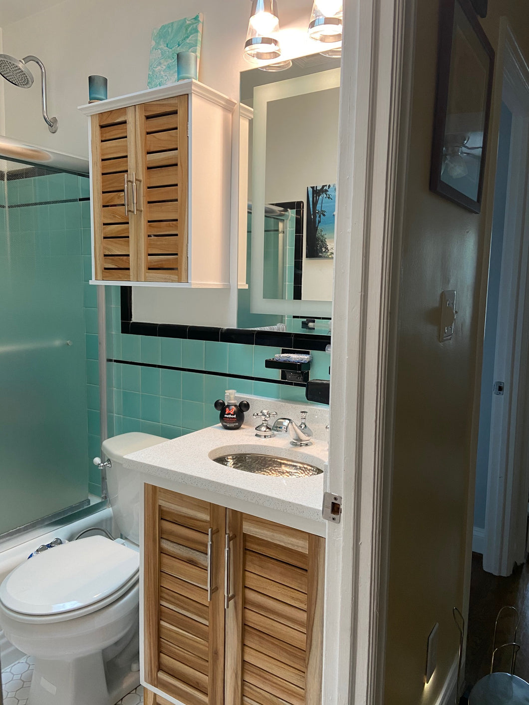 Custom vanity and bathroom cabinet