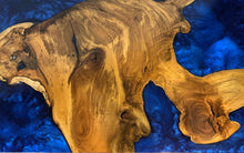 minimalist home office desk